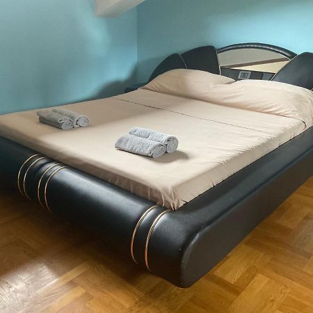 Casa Filaferro - Via Lombardia 4 Moggio Udinese Leilighet Eksteriør bilde